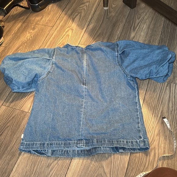 Levi’s denim puff sleeve top - Picture 10 of 11